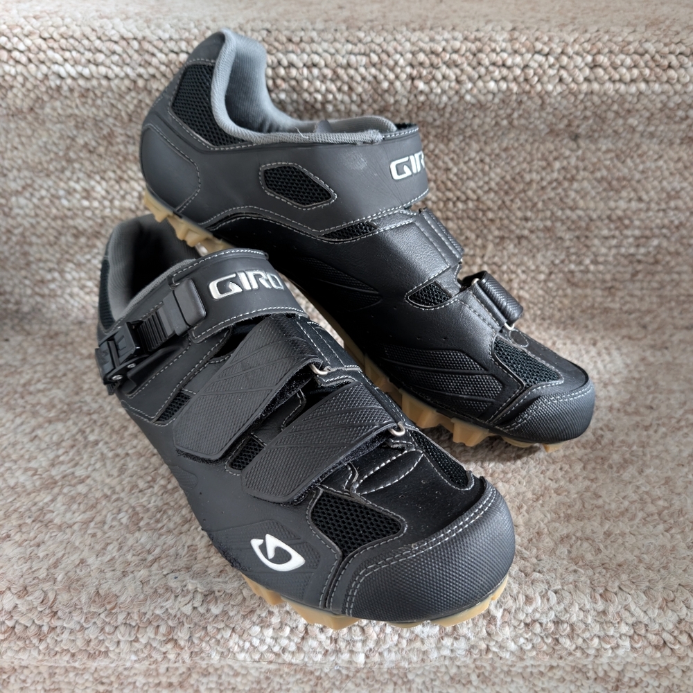 Giro Black and Gray Cycling Shoes